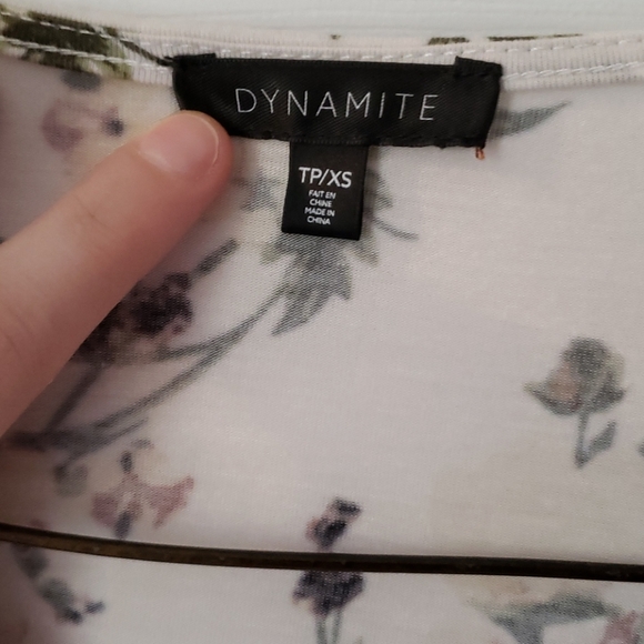 Dynamite floral crop top, xs - Picture 5 of 7